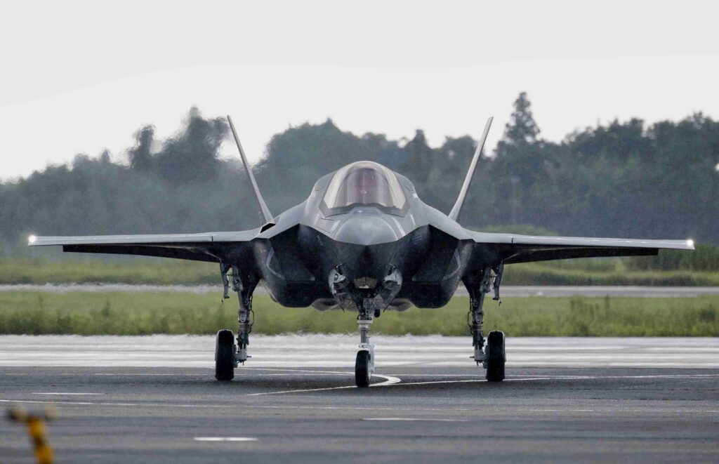 f35